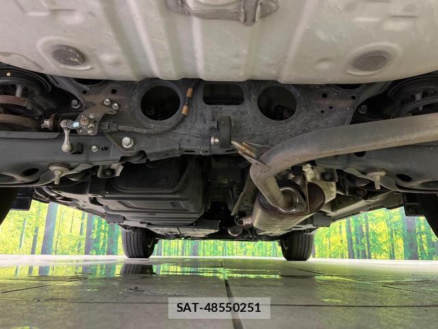 Toyota HARRIER 2017-09 8545477-18