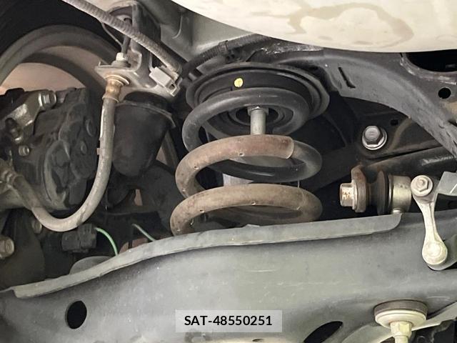 Toyota HARRIER 2017-09 8545477-19