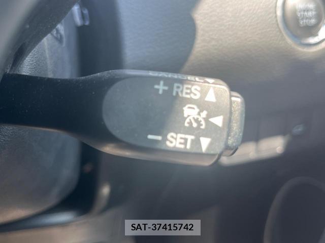 Toyota HARRIER 2017-02 8545976-5