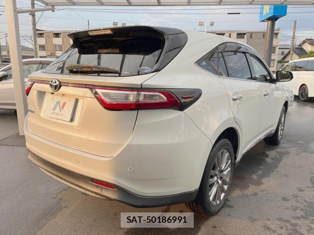 Toyota HARRIER 2017-11 8546325-19