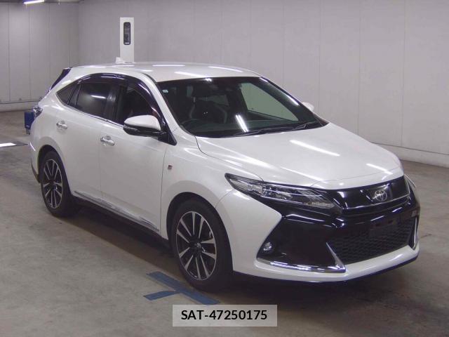 Toyota HARRIER 2017-11 8546418-0