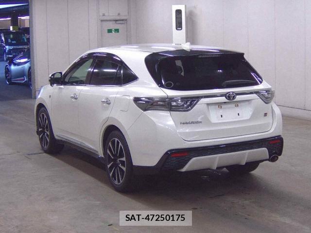 Toyota HARRIER 2017-11 8546418-1
