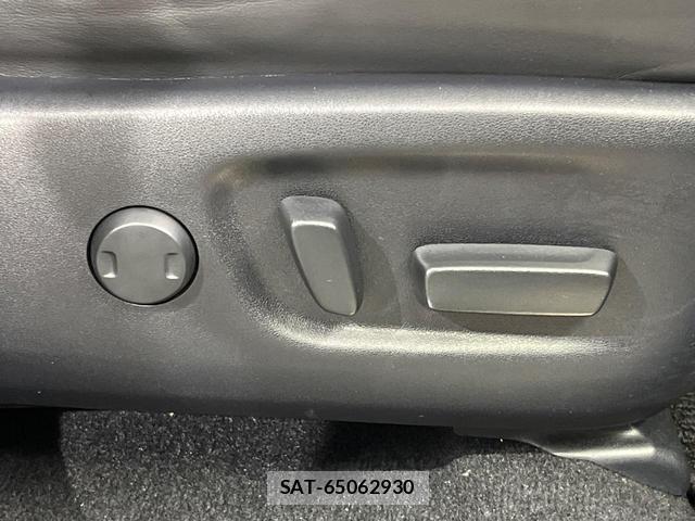 Toyota HARRIER 2018-09 8546848-6