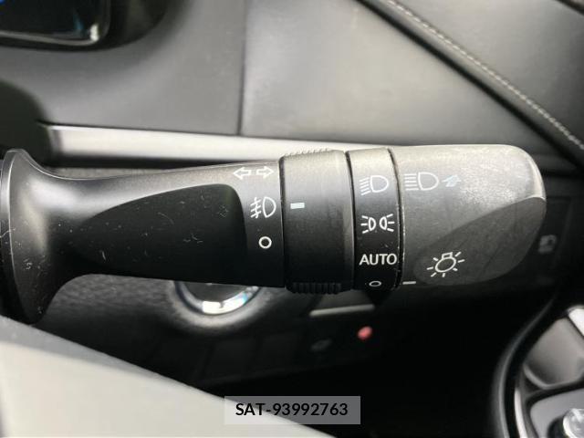Toyota HARRIER 2019-12 8547894-13