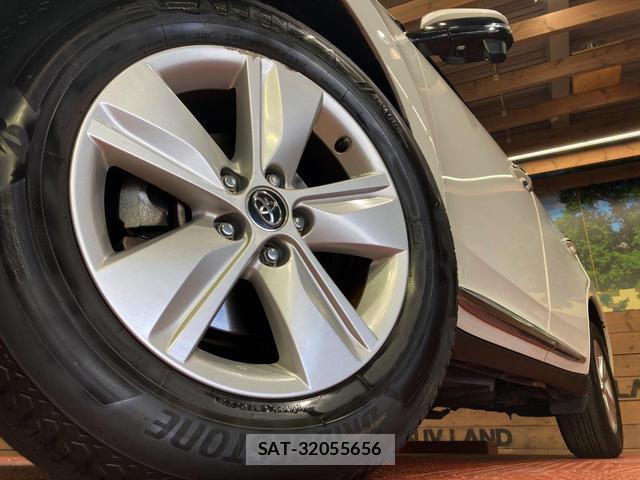 Toyota HARRIER 2017-05 8549166-12