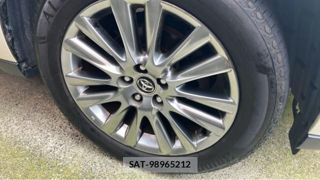 Toyota HARRIER 2017-06 8550418-8