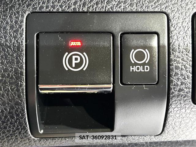 Toyota HARRIER 2018-05 8551908-5