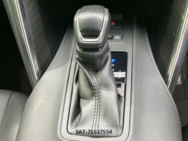 Toyota HARRIER 2022-10 8552618-16