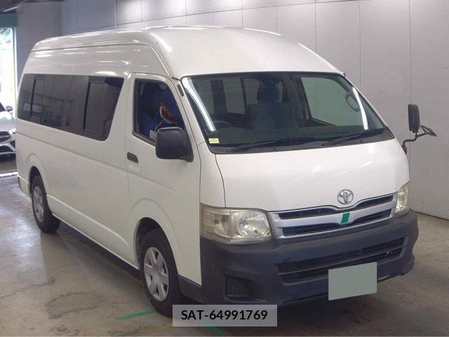 Toyota HIACE COMMUTER 2026-07 8546244-0