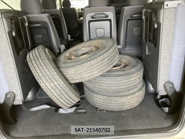 Toyota HIACE COMMUTER 2011-09 8546271-2