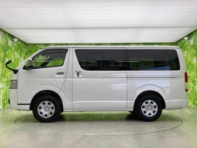 Toyota HIACE VAN 2023-11 8545376-1