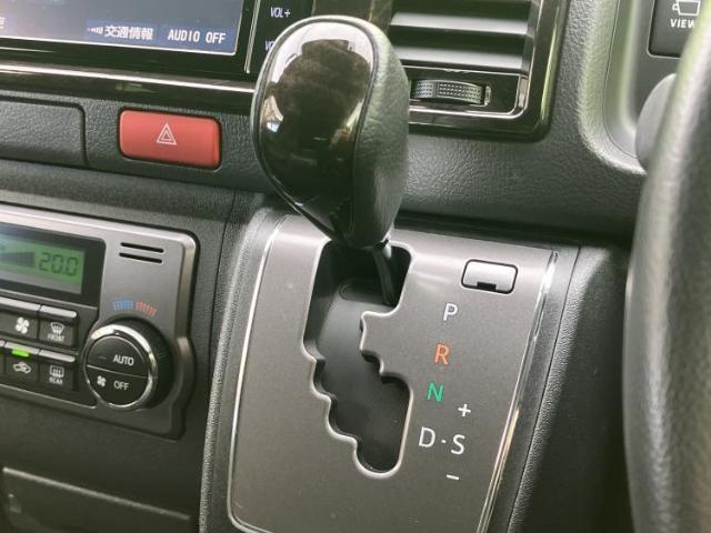 Toyota HIACE VAN 2023-11 8545376-14