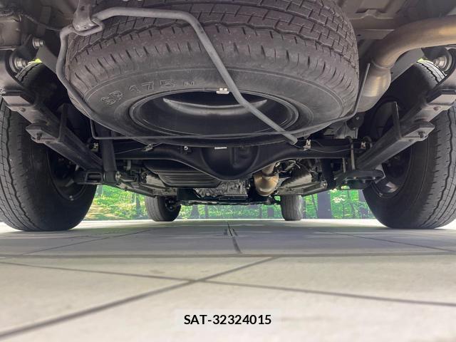 Toyota HIACE VAN 2022-03 8545680-19