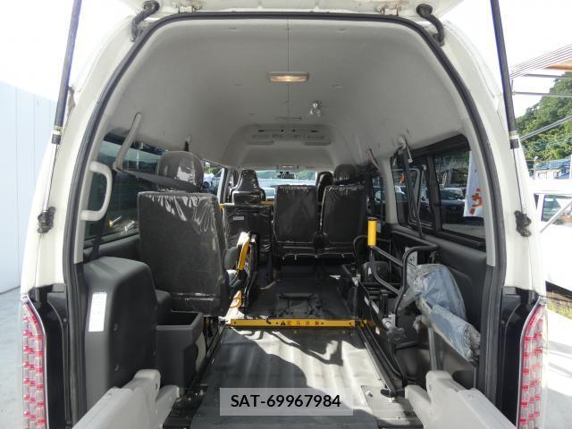 Toyota HIACE VAN 2015 8545991-7