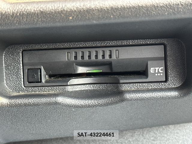 Toyota HIACE VAN 2019-08 8546182-6