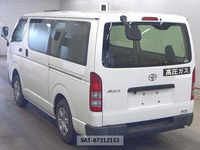 Toyota HIACE VAN 2016-06 8546239-1