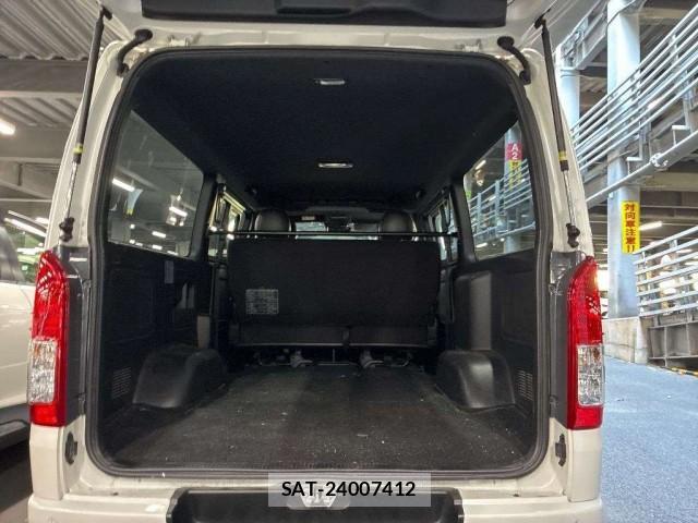Toyota HIACE VAN 2023-07 8546290-2