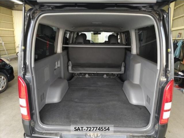 Toyota HIACE VAN 2004-11 8546312-2