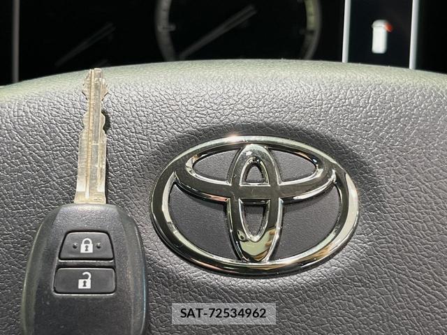 Toyota HIACE VAN 2024-09 8546911-5