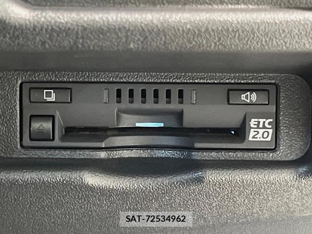 Toyota HIACE VAN 2024-09 8546911-6