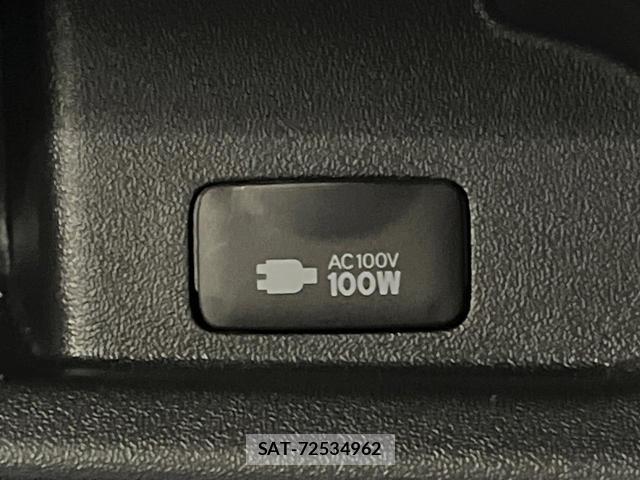 Toyota HIACE VAN 2024-09 8546911-8