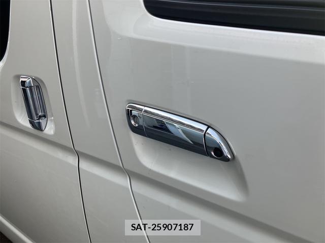 Toyota HIACE VAN 2023-04 8547405-5