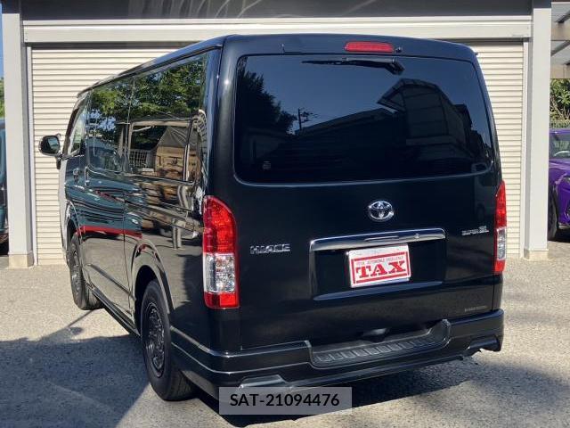 Toyota HIACE VAN 2017-02 8547994-19