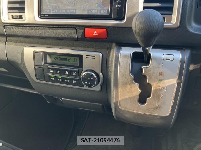 Toyota HIACE VAN 2017-02 8547994-9