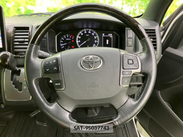 Toyota HIACE VAN 2022-08 8548977-15
