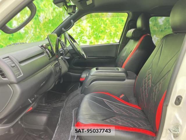 Toyota HIACE VAN 2022-08 8548977-5