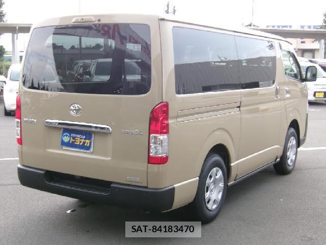 Toyota HIACE VAN 2026-05 8549355-9