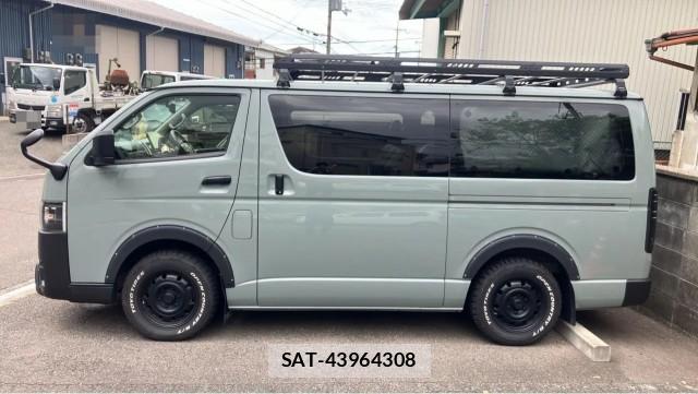 Toyota HIACE VAN 2024-05 8550353-10