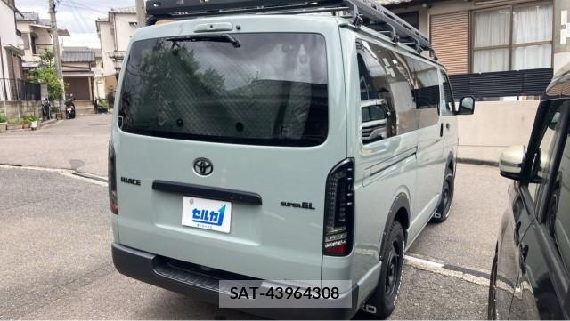Toyota HIACE VAN 2024-05 8550353-12