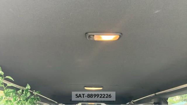 Toyota HIACE VAN 2023-01 8550389-15