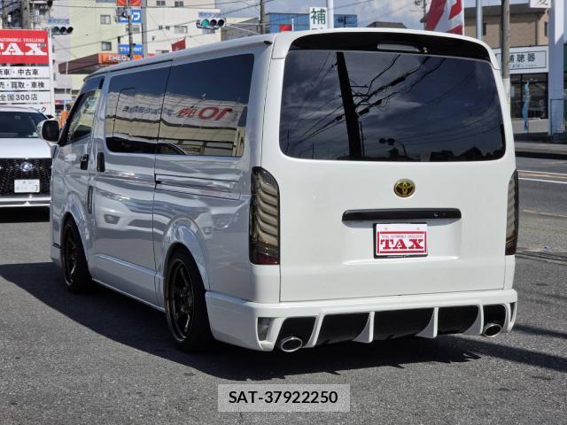 Toyota HIACE VAN 2020-04 8550520-10