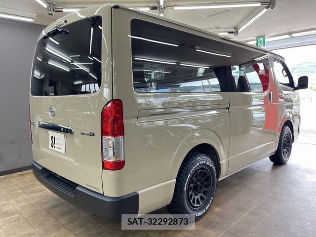 Toyota HIACE VAN 2026-01 8550545-2