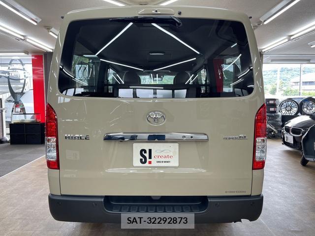 Toyota HIACE VAN 2026-01 8550545-3