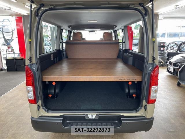 Toyota HIACE VAN 2026-01 8550545-7