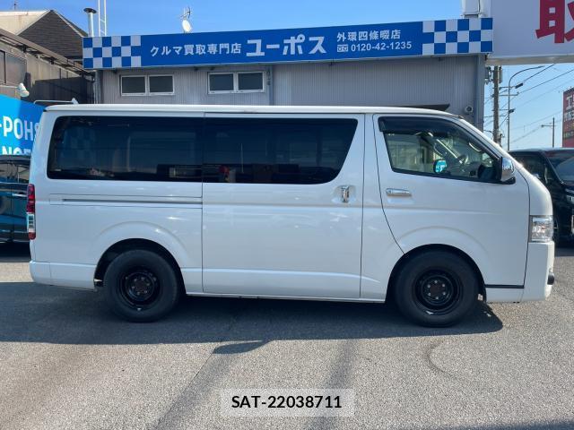 Toyota HIACE VAN 2018-08 8550723-1