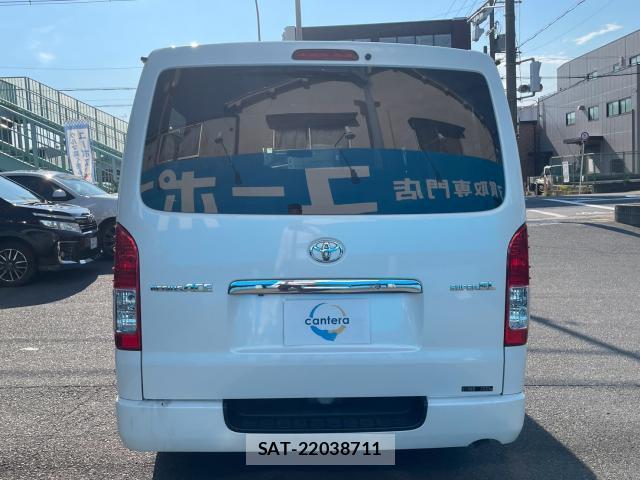 Toyota HIACE VAN 2018-08 8550723-3