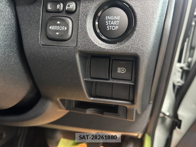 Toyota HIACE VAN 2026-07 8550950-6