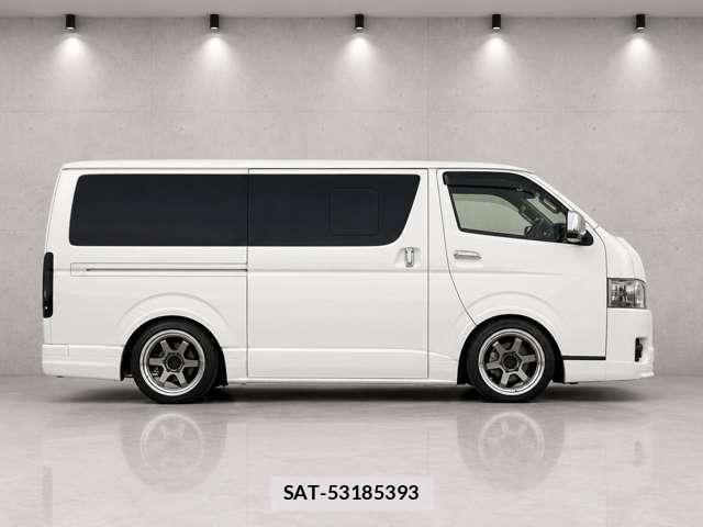 Toyota HIACE VAN 2023-01 8551187-1