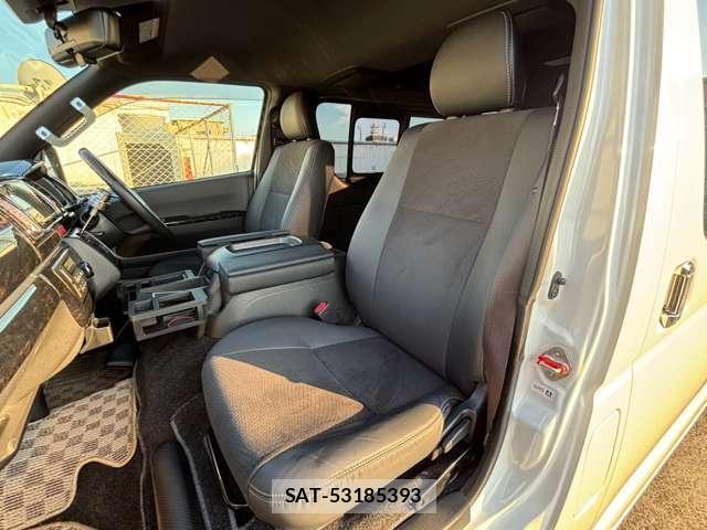 Toyota HIACE VAN 2023-01 8551187-6