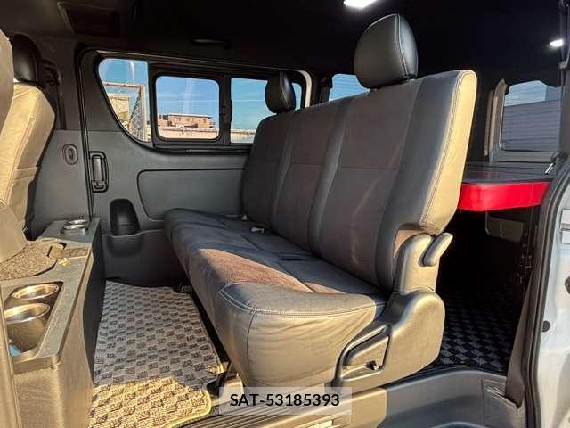 Toyota HIACE VAN 2023-01 8551187-7