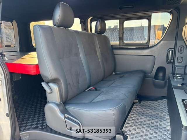 Toyota HIACE VAN 2023-01 8551187-8