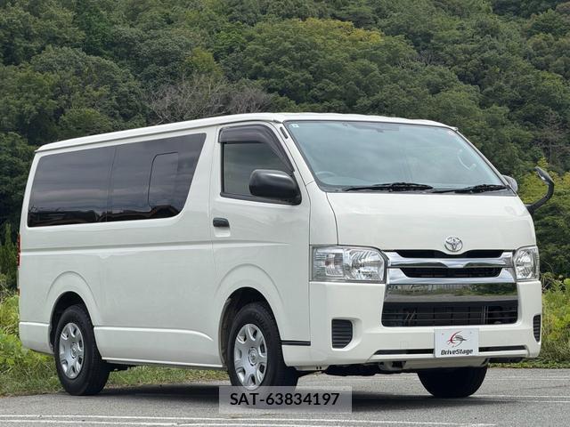 Toyota HIACE VAN 2016-07 8551433-7