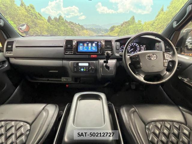 Toyota HIACE VAN 2024-06 8551438-1