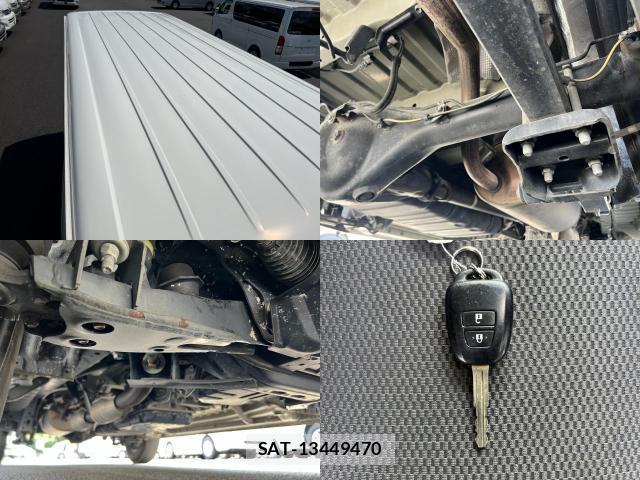 Toyota HIACE VAN 2018-09 8551508-2