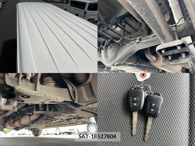 Toyota HIACE VAN 2018-06 8551510-2