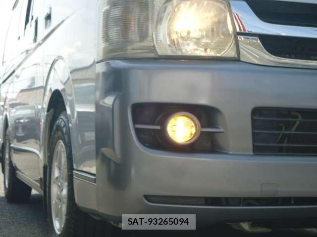 Toyota HIACE VAN 2007-11 8552045-5